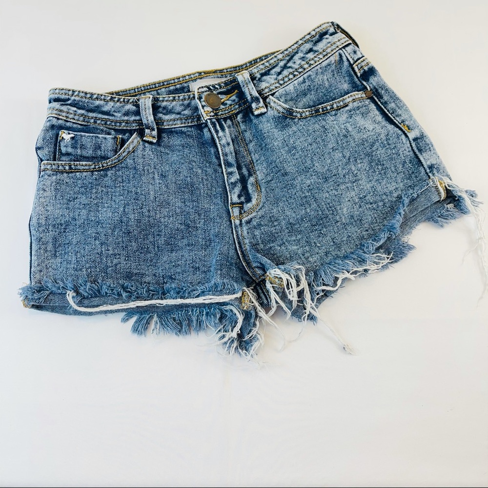 Modern Amusement Acid Wash Bow Jean Shorts Jr Sz 1